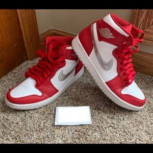 These are the silver medal Jordan ones